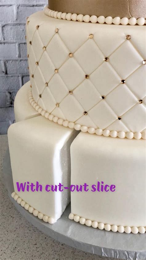 are wedding cakes fake